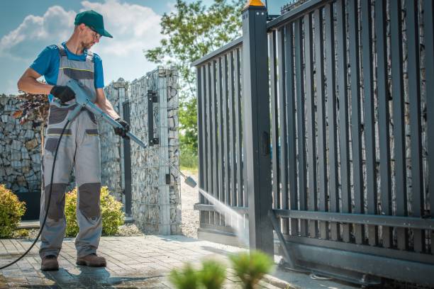 Best Sidewalk and Walkway Cleaning  in Redfield, SD
